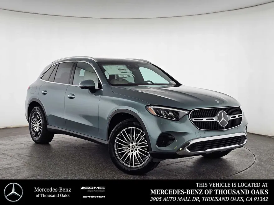 2026 Mercedes Benz GLC 300 4MATIC photo 1