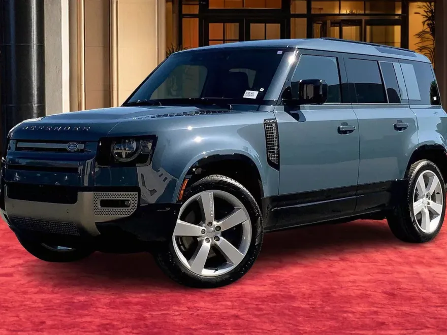 2025 Land Rover Defender 110 X-Dynamic SE photo 1