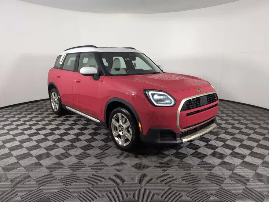 2025 Mini Countryman Signature photo 1