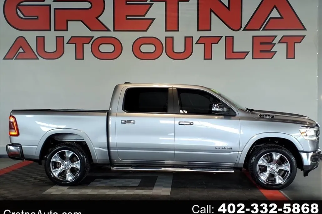 2019 Ram 1500 Laramie photo 1