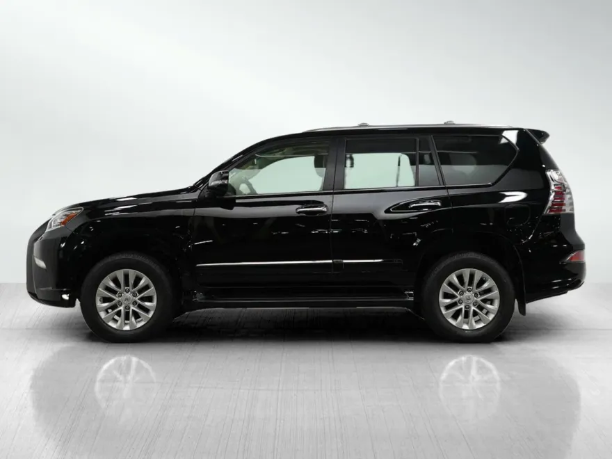 2017 Lexus GX 460 photo 1