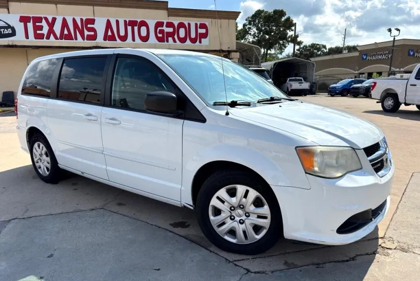 2014 Dodge Grand Caravan SE photo 1