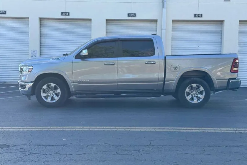 2022 Ram 1500 Laramie photo 1