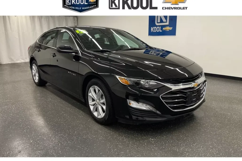 2025 Chevrolet Malibu 1LT photo 1