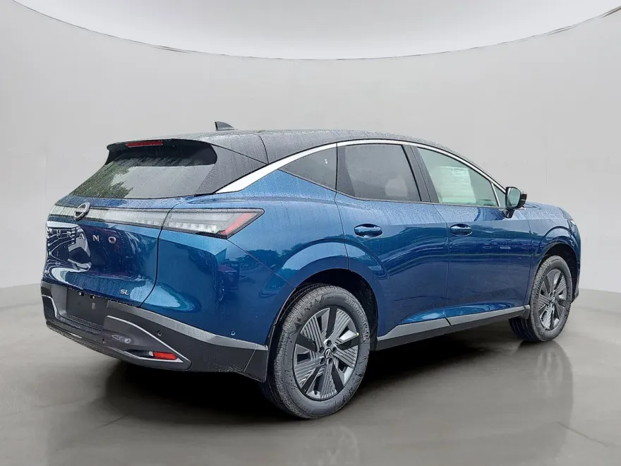 2025 Nissan Murano SL photo 1