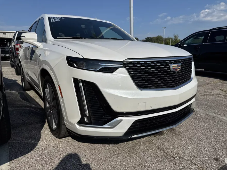 2021 Cadillac XT6 Premium Luxury photo 1
