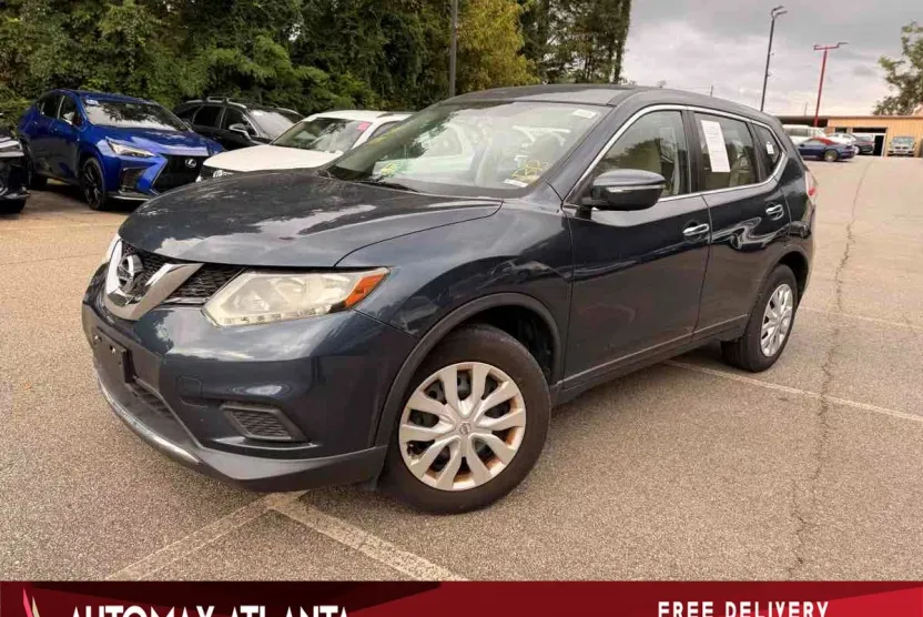 2015 Nissan Rogue S photo 1