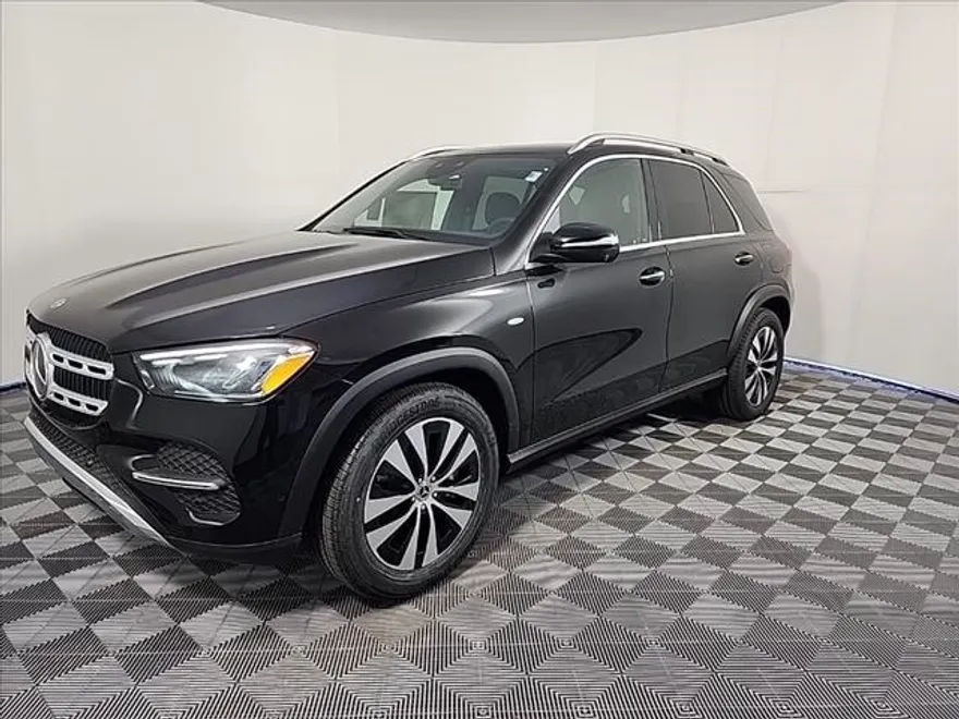 2025 Mercedes Benz GLE 450e 4MATIC photo 1