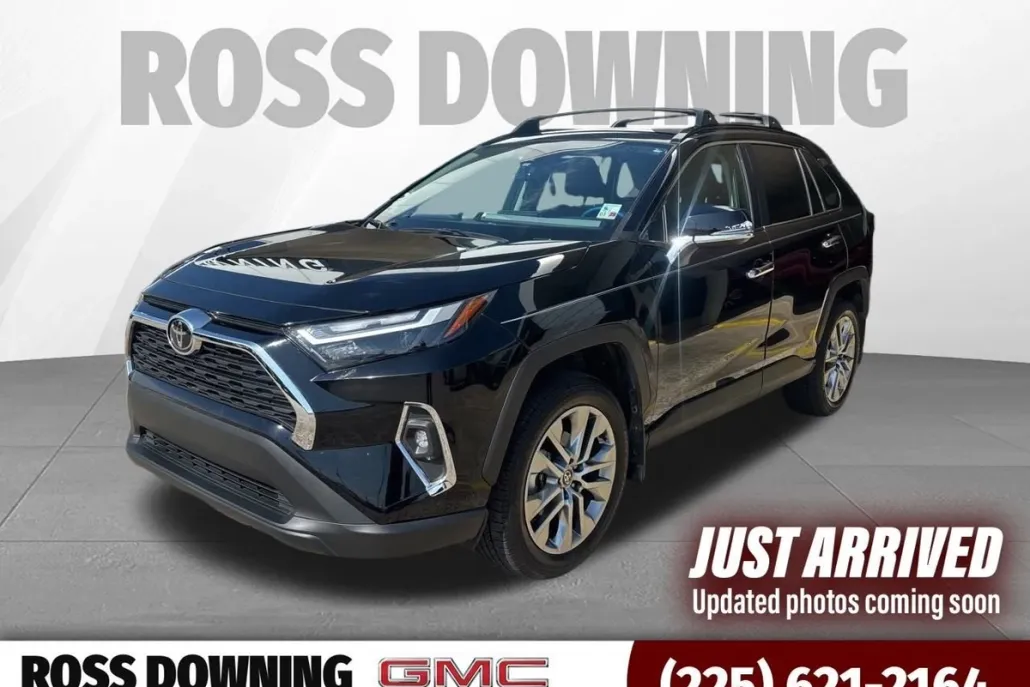 2024 Toyota RAV4 XLE Premium photo 1