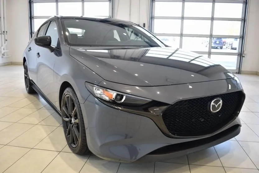 2024 Mazda Mazda3 2.5 s Carbon photo 1