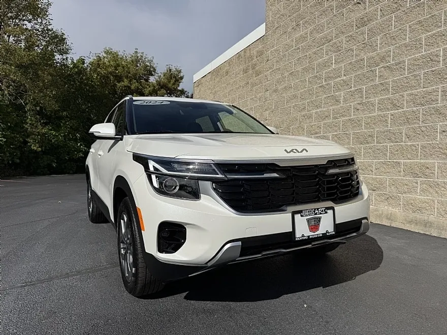 2024 Kia Seltos S X-Line photo 1
