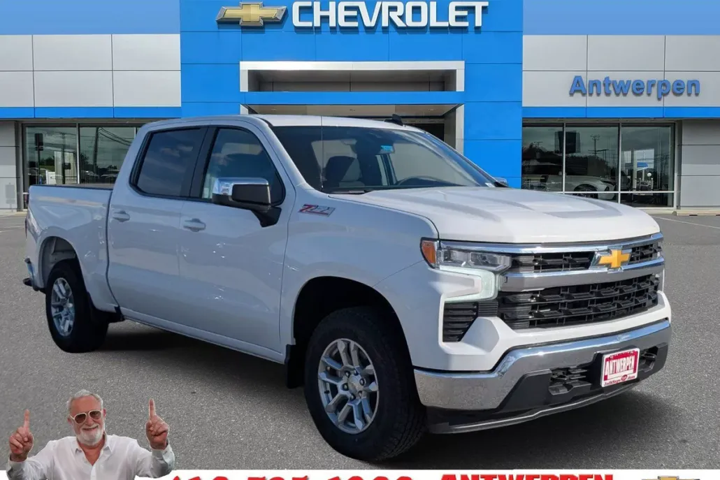 2026 Chevrolet Silverado 1500 LT photo 1