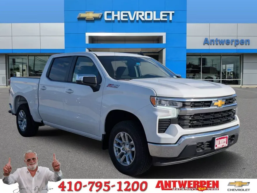 2026 Chevrolet Silverado 1500 LT photo 1