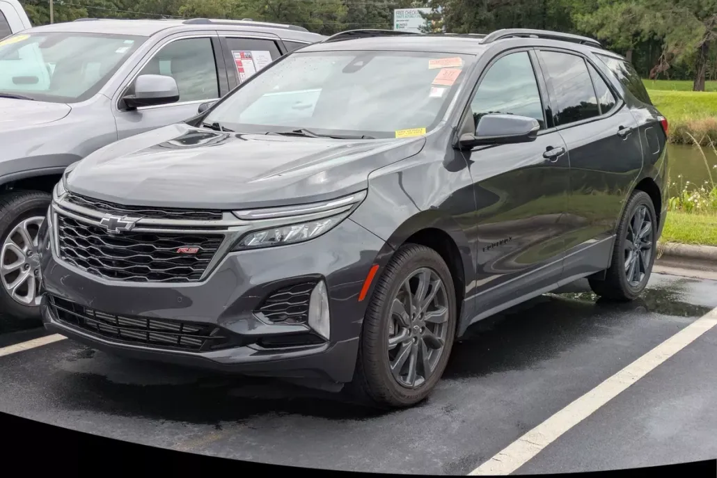 2022 Chevrolet Equinox RS photo 1
