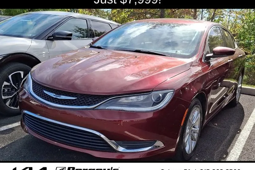 2016 Chrysler 200 Limited photo 1