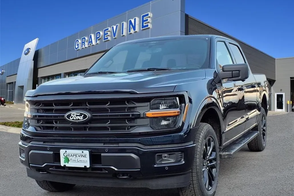 2025 Ford F-150 XLT photo 1