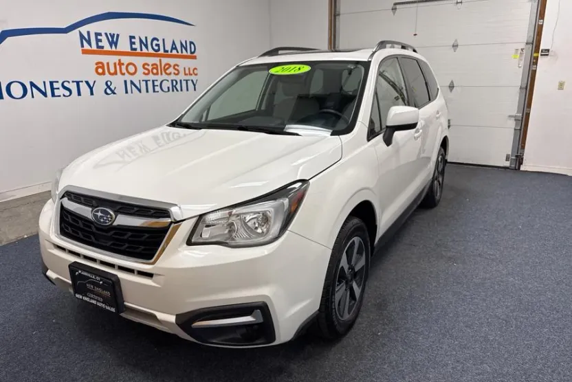 2018 Subaru Forester 2.5i Premium photo 1
