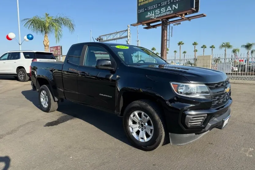 2021 Chevrolet Colorado LT photo 1