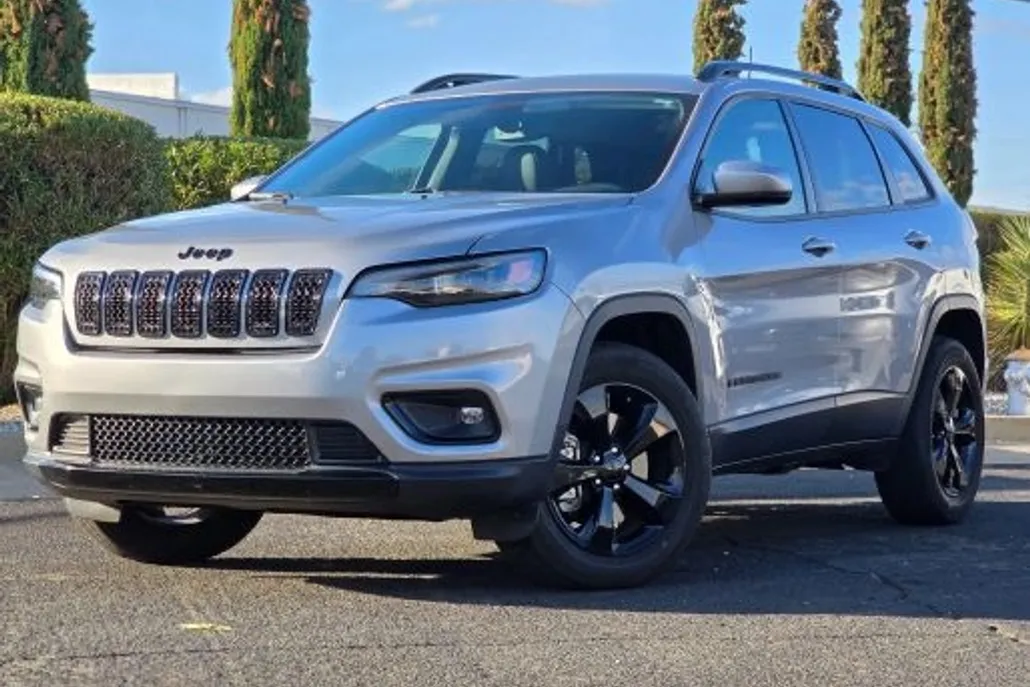 2020 Jeep Cherokee Altitude Sport photo 1