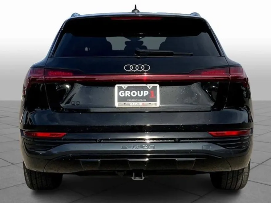 2024 Audi Q8 E-tron Premium Plus photo 1