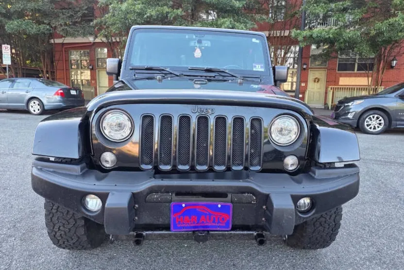 2017 Jeep Wrangler Unlimited Winter photo 1