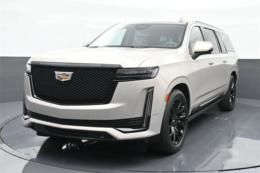 2021 Cadillac Escalade ESV Sport Platinum photo 1