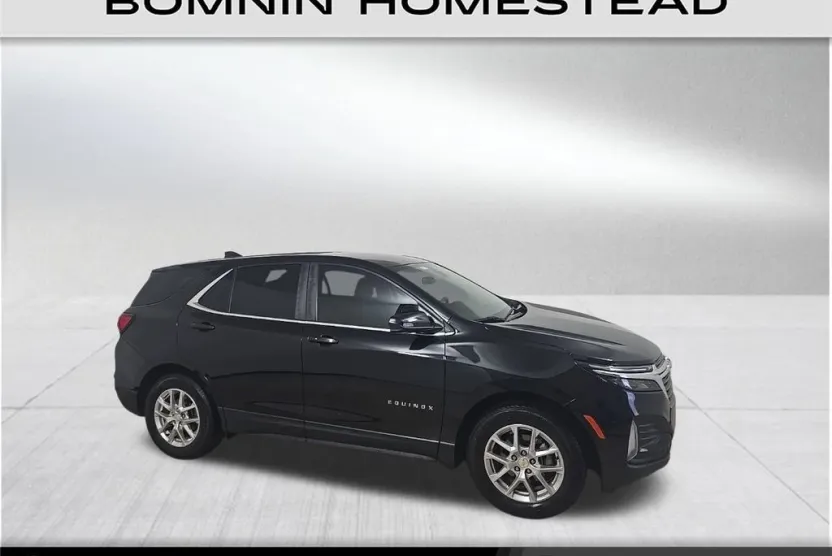 2023 Chevrolet Equinox LT photo 1