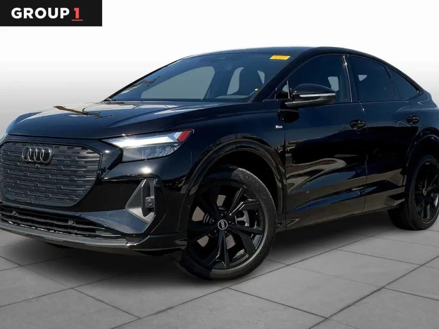 2024 Audi Q4 E-tron Sportback Premium Plus photo 1