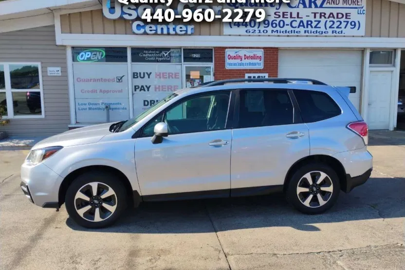 2017 Subaru Forester 2.5i Premium photo 1