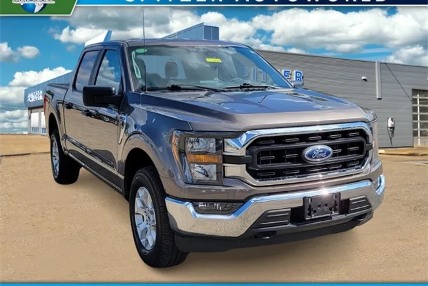2023 Ford F-150 XLT photo 1