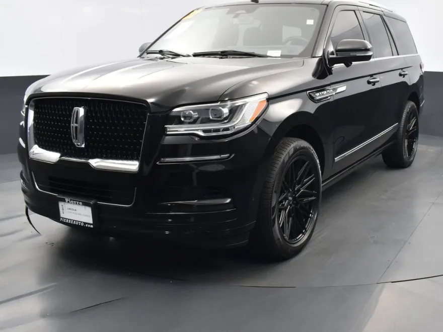 2022 Lincoln Navigator Reserve photo 1