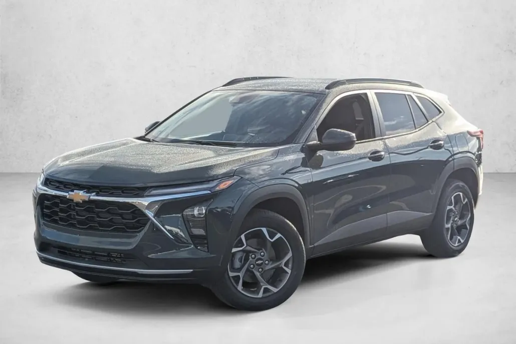 2026 Chevrolet Trax LT photo 1