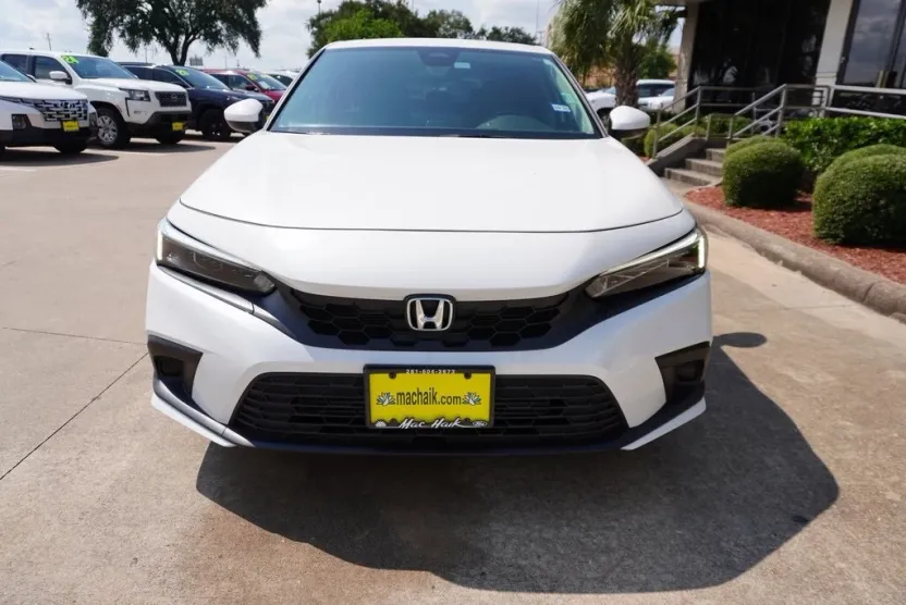 2024 Honda Civic EX-L Hatchback photo 1