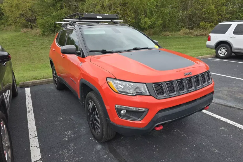 2020 Jeep Compass Trailhawk photo 1