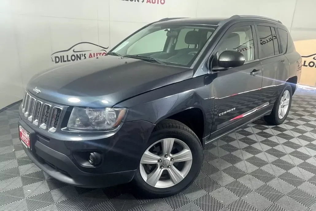 2014 Jeep Compass Sport photo 1