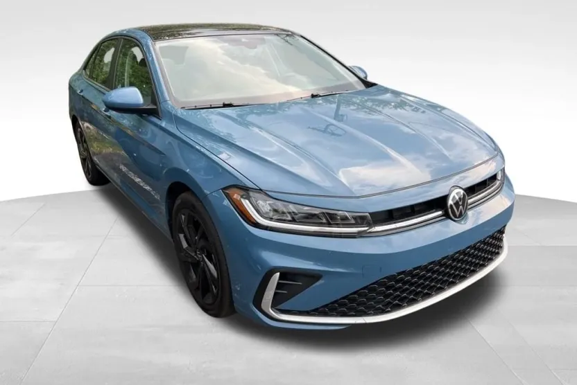 2025 Volkswagen Jetta 1.5T SE photo 1