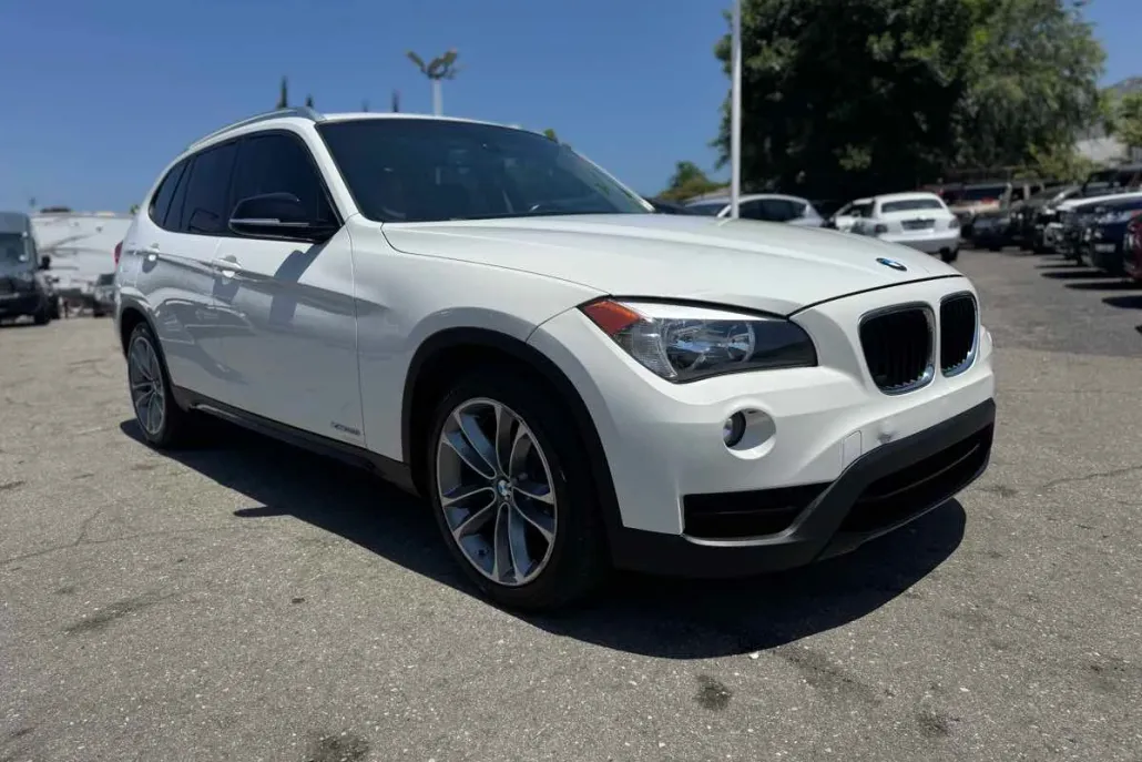 2013 Bmw X1 XDrive28i photo 1