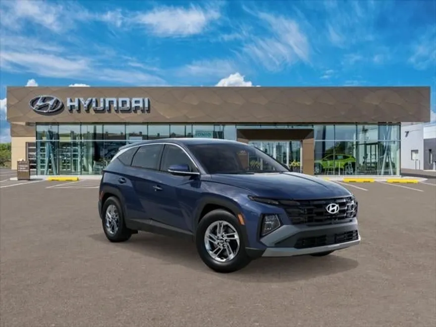 2025 Hyundai Tucson SE photo 1