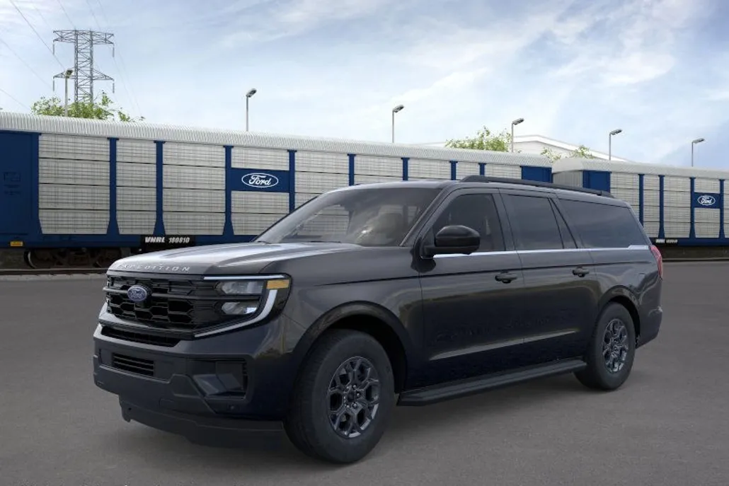 2025 Ford Expedition MAX photo 1