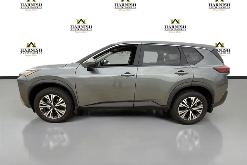 2022 Nissan Rogue SV AWD photo 1