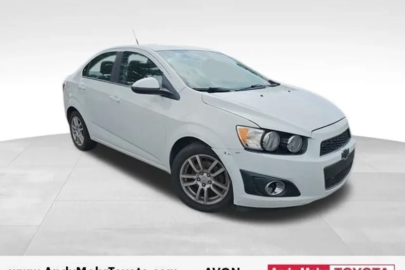 2012 Chevrolet Sonic LT photo 1