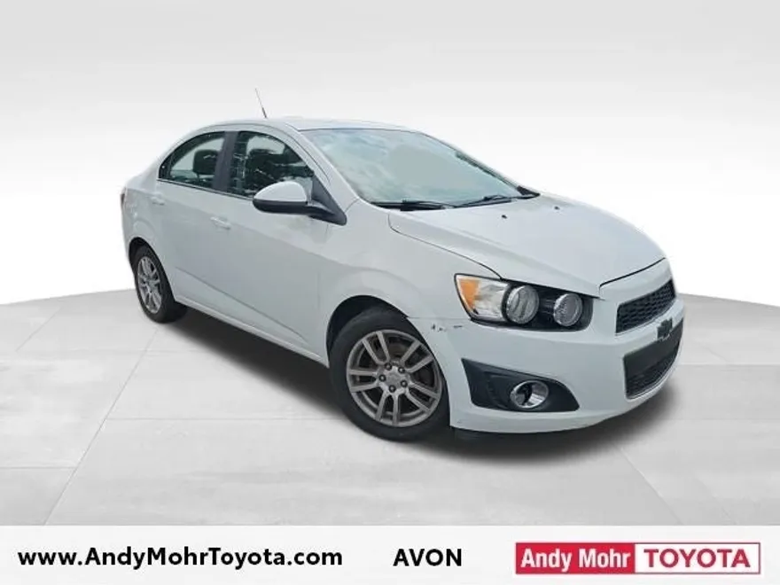 2012 Chevrolet Sonic LT photo 1