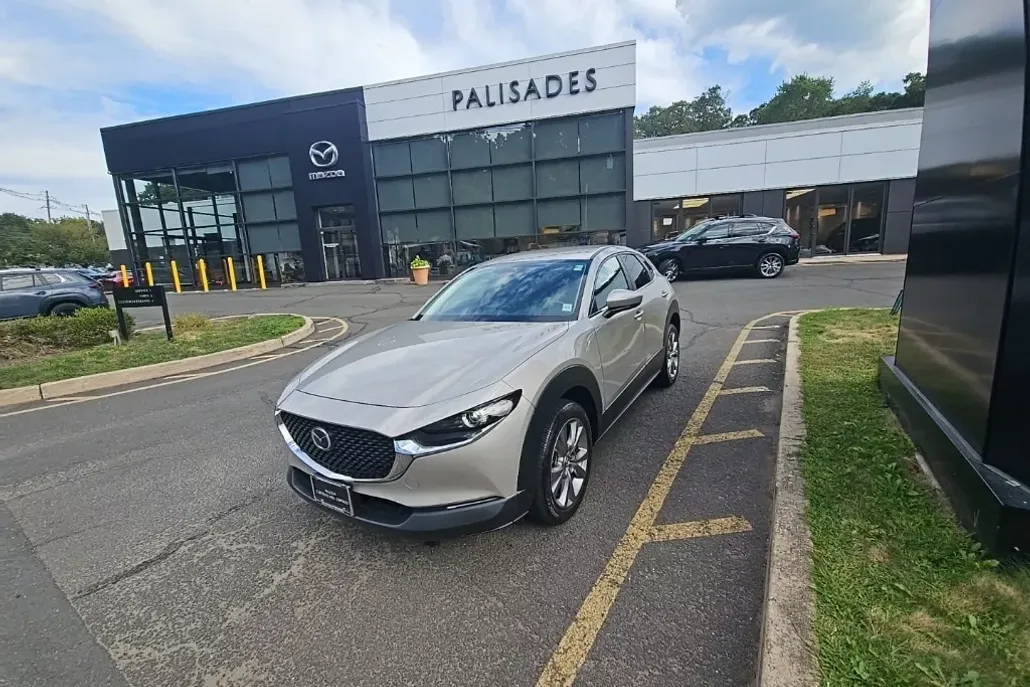 2022 Mazda CX-30 2.5 Select photo 1