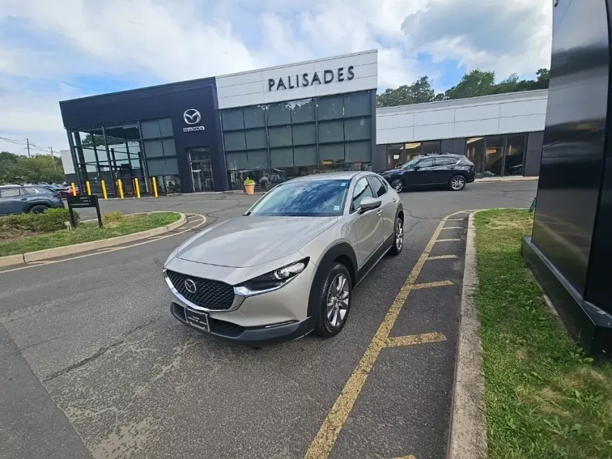 2022 Mazda CX-30 2.5 Select photo 1