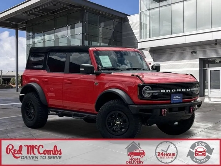 2023 Ford Bronco Wildtrak photo 1