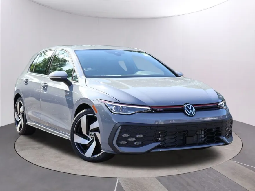 2025 Volkswagen Golf GTI S photo 1