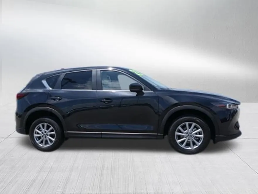 2023 Mazda CX-5 2.5 S Preferred photo 1