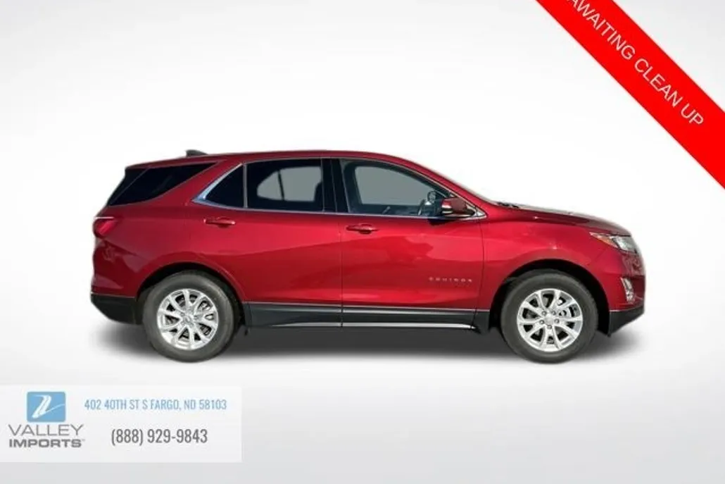 2019 Chevrolet Equinox LT photo 1