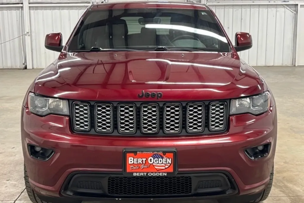 2020 Jeep Grand Cherokee Altitude photo 1