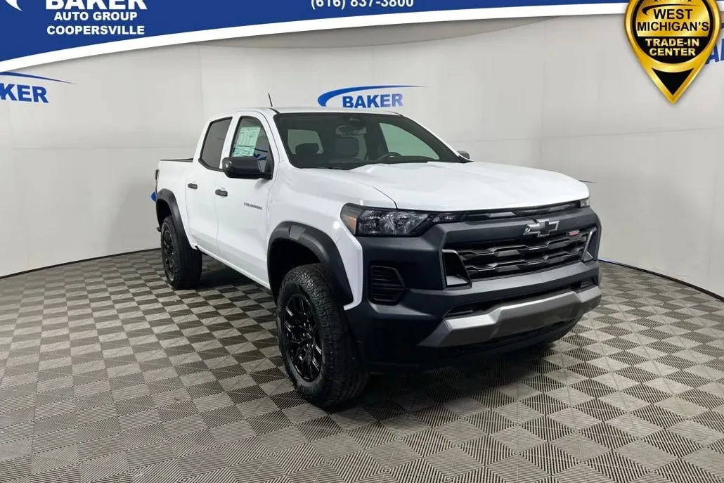 2025 Chevrolet Colorado Trail Boss photo 1